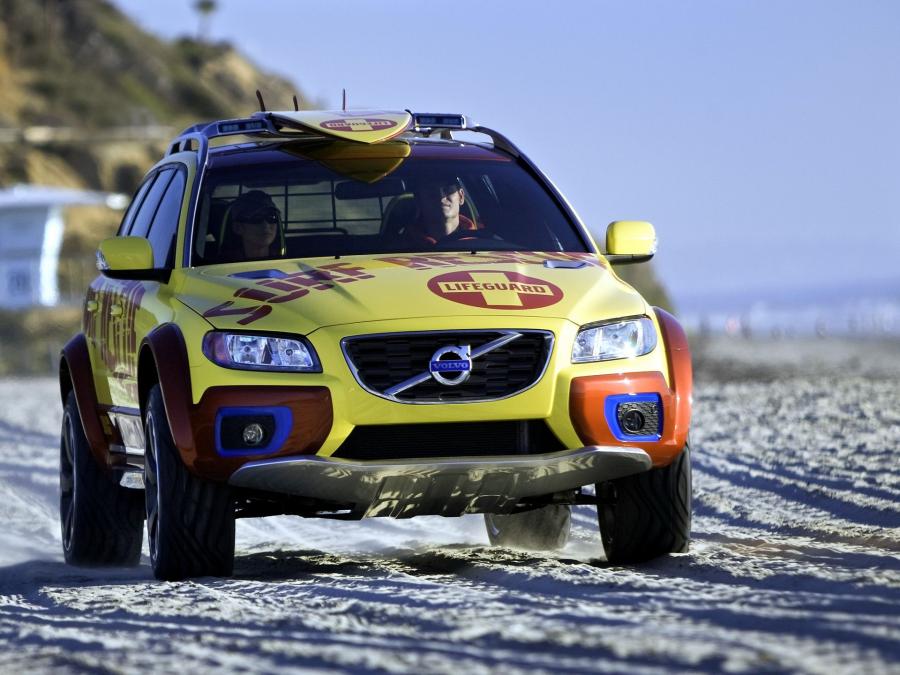  Volvo XC70 Surf Rescue Concept 2007 года  (фото 11 из 15)